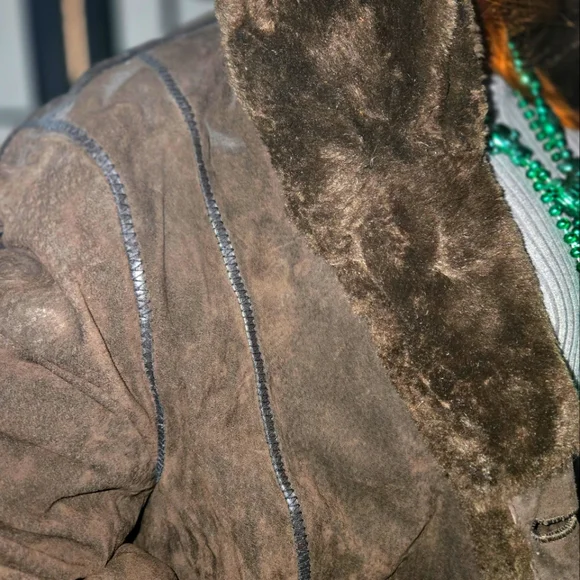 Women's Luxury suede winter hooded coat - Picture 4 of 15